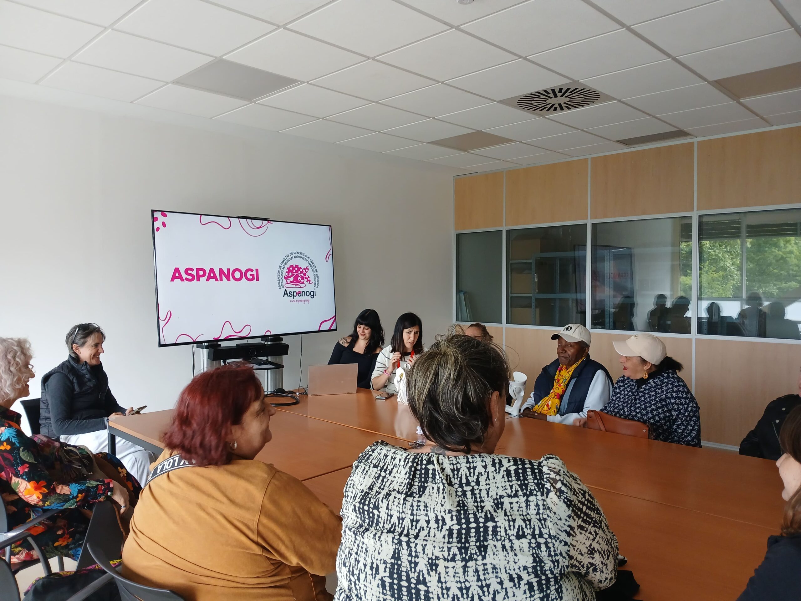 El grupo Emari en Aspanogi